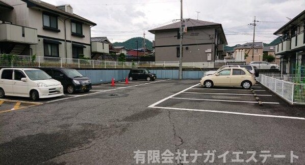 プレミールコートAの物件外観写真